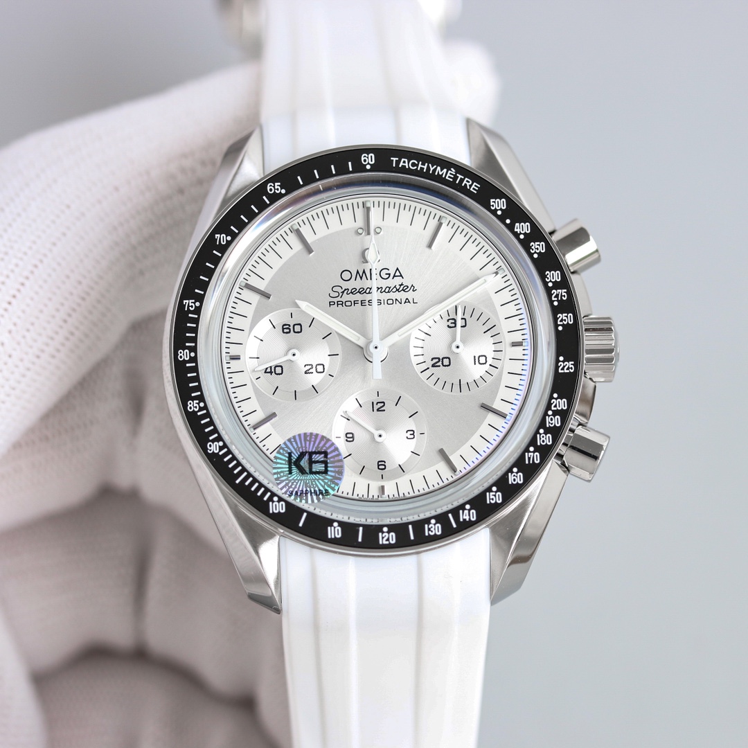 1600
New omega Moonshot Speedmaster 310.63.42.50.02.001
[Professional Moon Watch] The core of the Speedmaster story is being taken to the moon by Armstrong (the watch was left in the capsule). The case is made of imported 316 stainless steel, with a fine 
