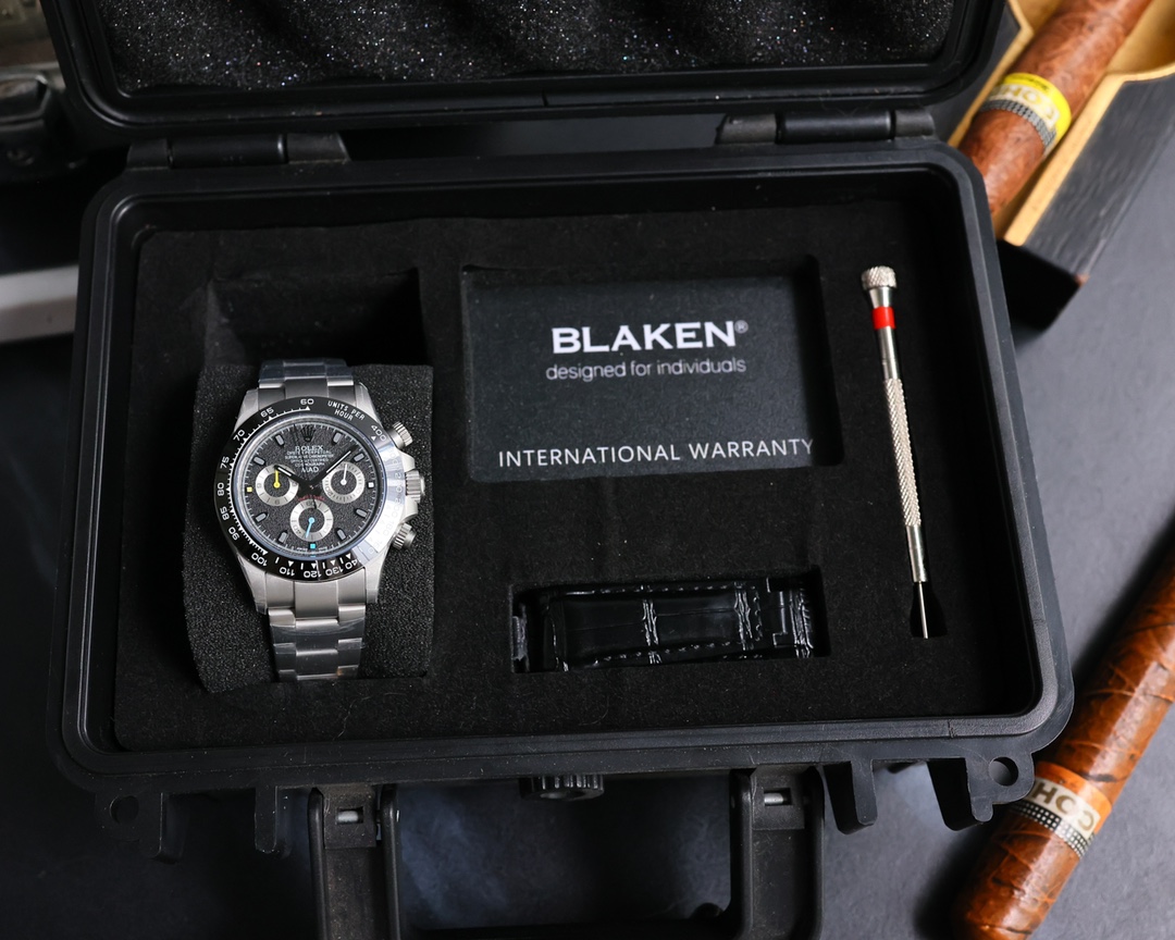 BLAKEN's latest modified titanium Dytona! 12.3mm latest 4th generation Daytona latest upgrade! Modified replica of the top version 40mm premium quality real shots! With improved latest integrated movement (not the 13.5mm common case on the market) ?? leat