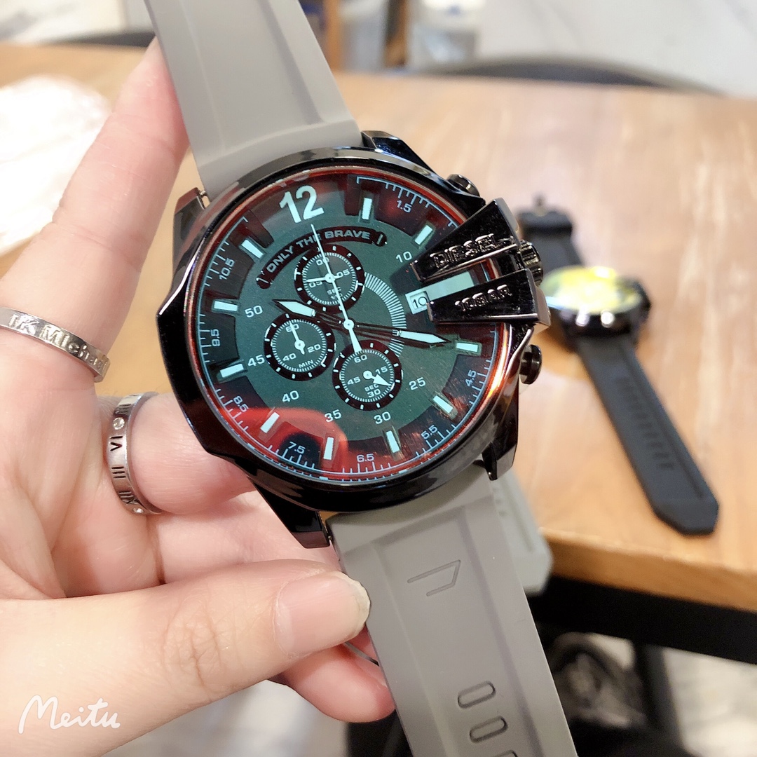 ??115 ??DIESEL ?? FASHION trendSETTING WATCH DZ7259 Cool dual time zone multi-functional DESIGN, Reverse NAVIGATOR, COMFORTABLE to WEAR, PERSONALITY OF SIGHT SPEED KEEP UP, GOD WATCH [triumphantly] Diameter 52mm*13mm