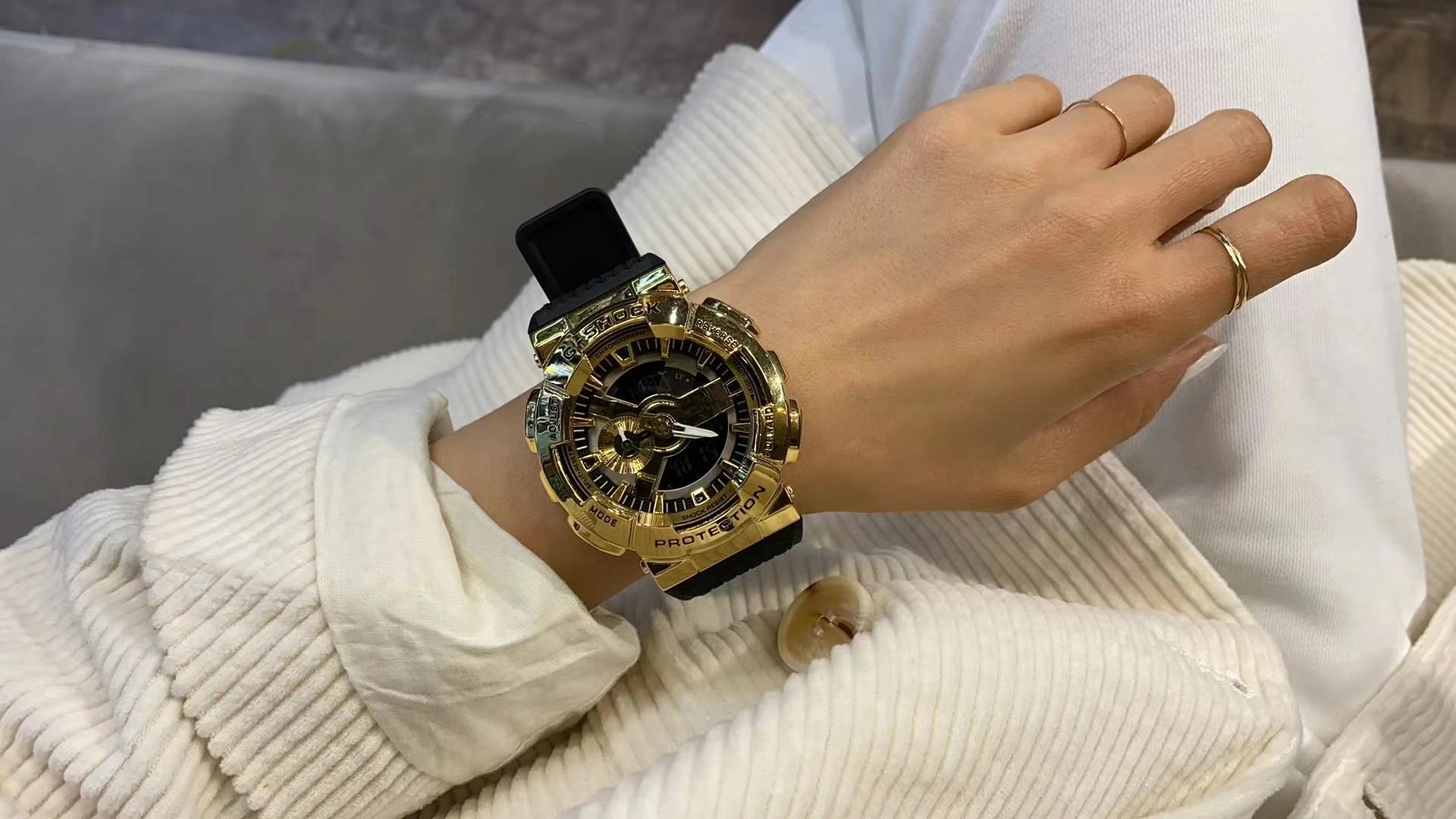 120?? New style [Fireworks] Casio ???? Super Hot ?? style for both men and women! Summer must-buy!