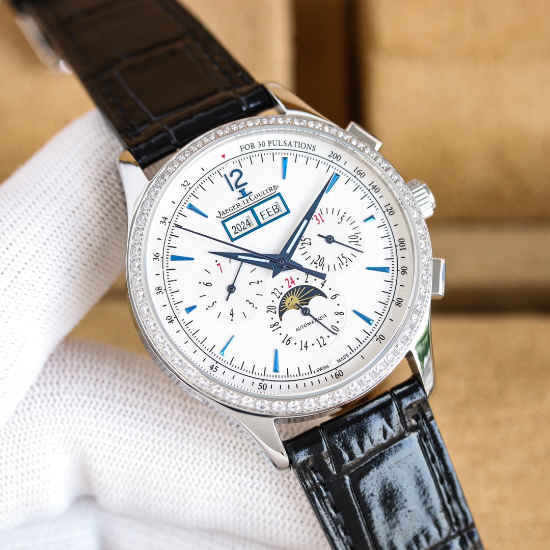 - White case 1500 gold 1550
[TW Factory] Heavily crafted (Jaeger-lecoultre Master collection) watches. Carefully crafted, in terms of details:
1: The TW team spent more than two years meticulously designing, sparing no money and effort, perfectly replicat