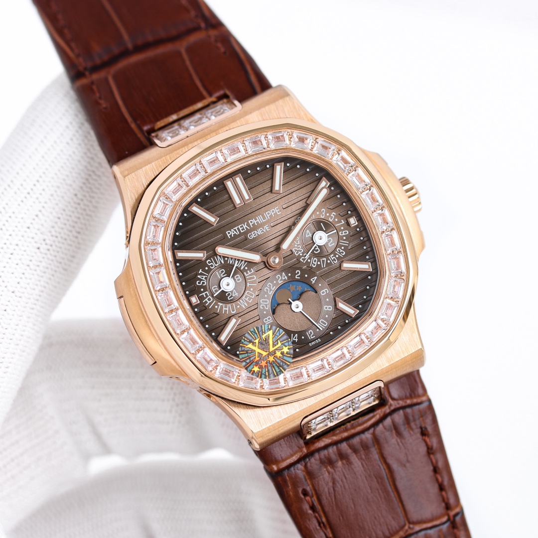 Classic hits: 1700 white bricks 1750
Patek Philippe 5740/1G-001- The super-complex multi-functional Nautilus makes its debut, the first Nautilus complex watch ever launched, a casual sports watch crafted with super-complex craftsmanship.
1 ? Small size, b