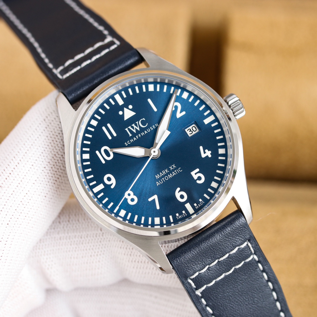 - 1150 (9015) / 1350 (2892).
Recommended Mark Series Flagship Edition
Super Mark Pilot 20 - IW328201 03 05 07 The king returns.
Routine transparent comparison of truth and falsehood!
Purchase a separate original mold at any cost, which will eventually cor