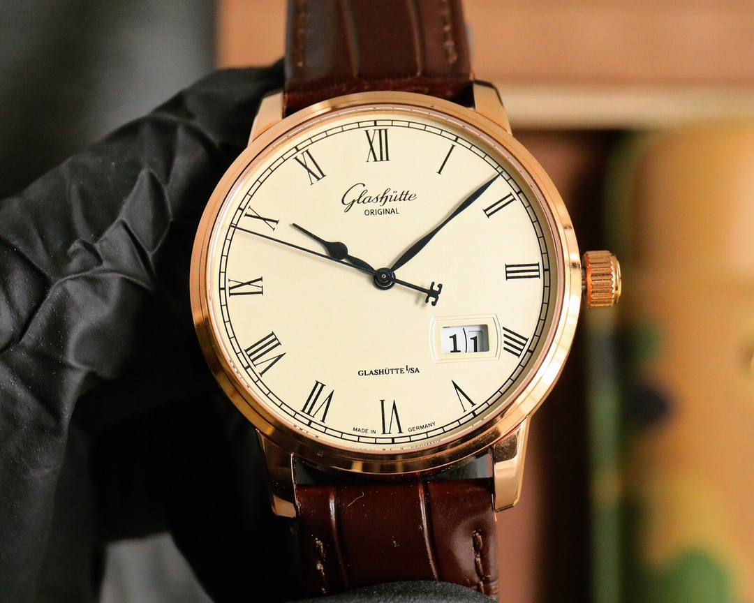 Glashutte Original Councillor 1-36-03 original mold copy, breaking the BUG that the market version of the calendar cannot double jump, 3D printed mold three-dimensional moon phase disk (non-flat), synchronous original size 40mm*12mm, all accessories are u