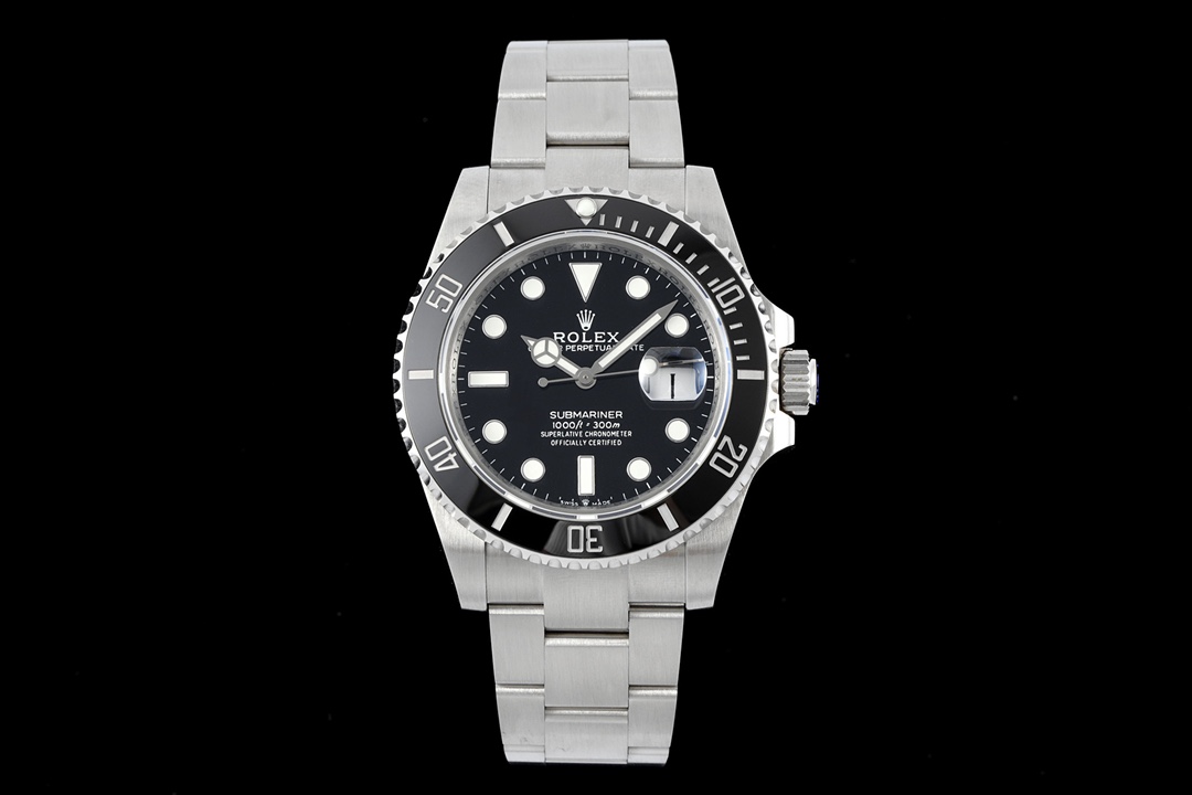 The future is uncertain, you and I are dark horses! HK factory ROLEX Submariner 41 series KV6 introduces an explosive high performance ratio product, the Rolex Submariner 41MM series watch. A new 41-sized Submariner! The size of the cabbage, the quality o