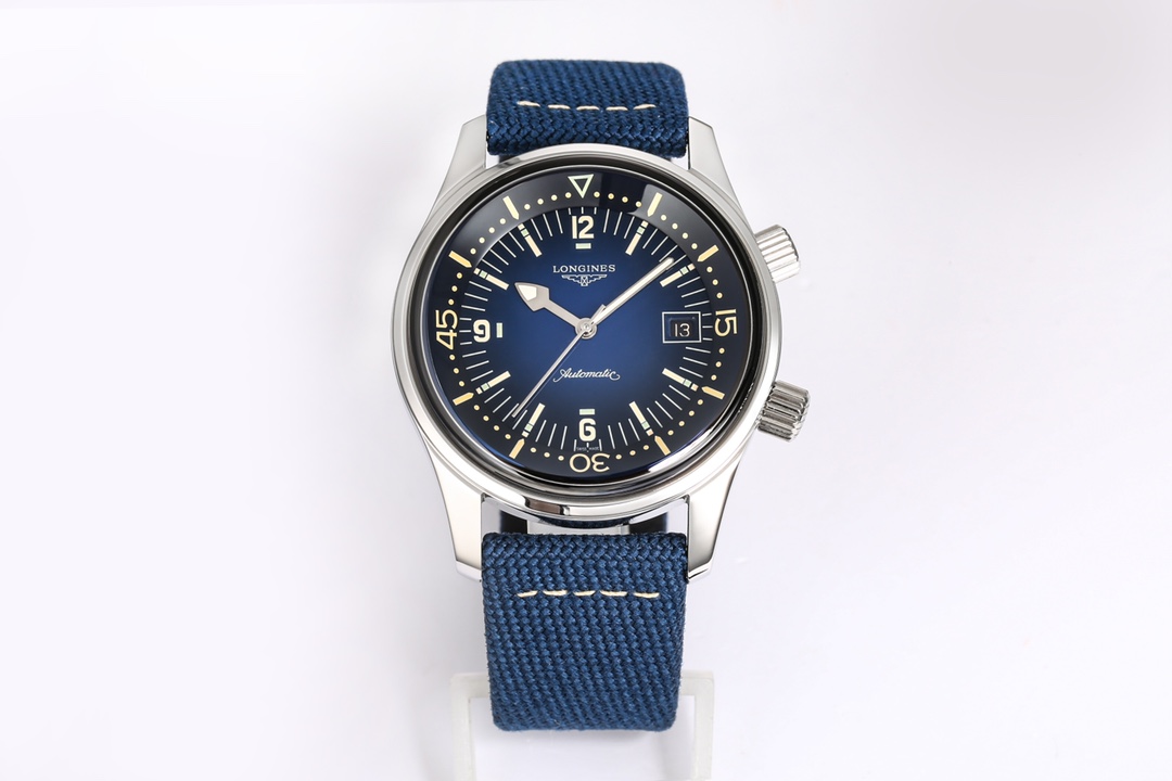 SJ produced white case 1450 Gold case 1550
New style available! [Time reborn Classic] OS Factory LONGINES ??DG1 classic reissue Legend Diver, unique retro feel, versatile for business casual and other occasions, interpret the elegance of contemporary men,