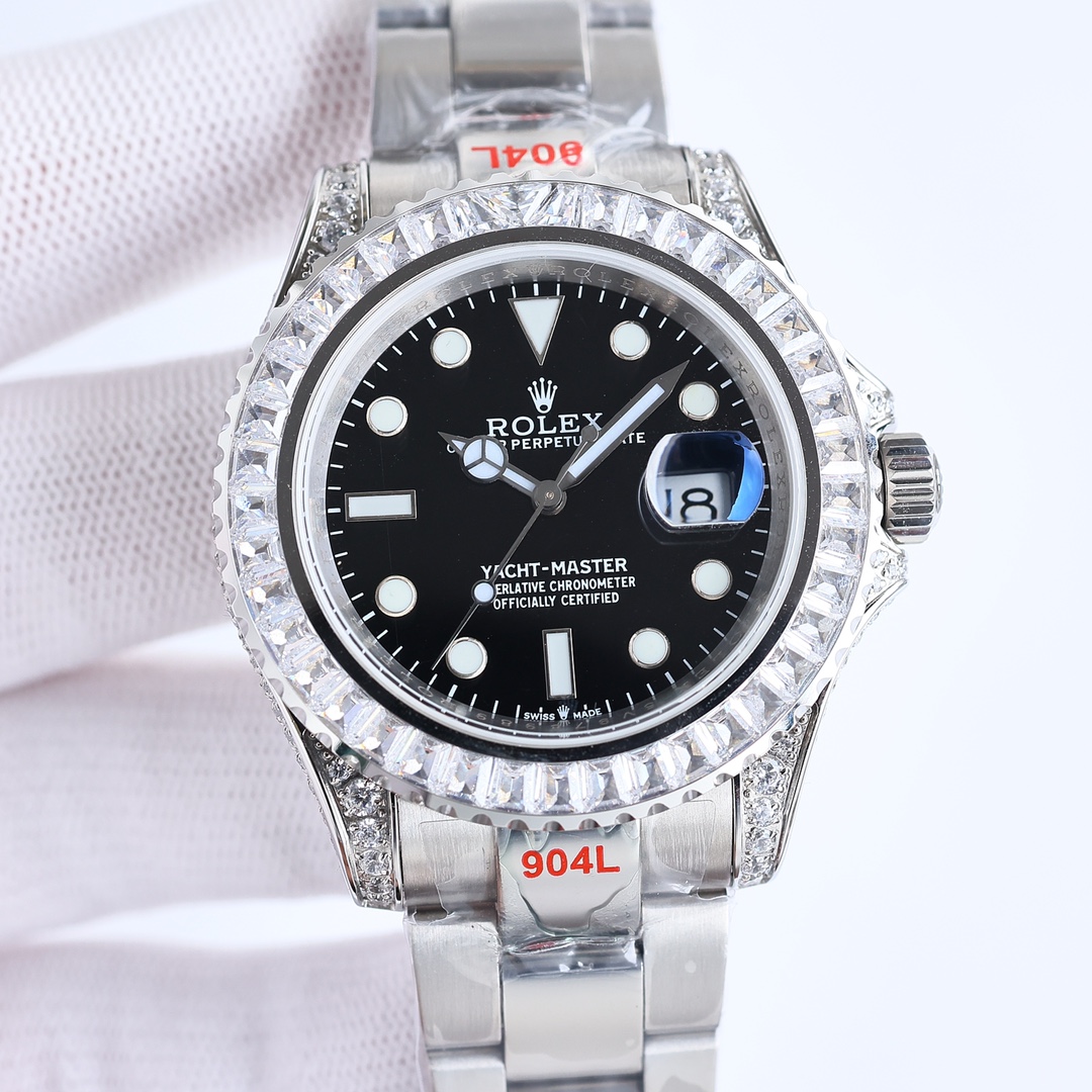 SJ 1500
ROLEX Global Limited Edition gem-Yacht-Master Model ??YT1 is aesthetically postponed to the limit, with this watch you can combine your love for jewelry and Swiss watches. The bezel and case are studded with Swarovski diamonds! A walking work of a