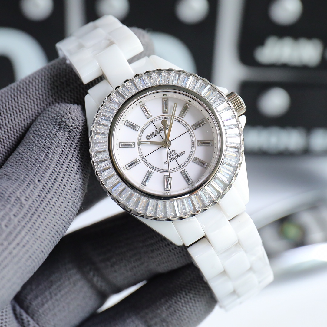 Tw Super Ceramic new product - Chanel J12 series 33mm watch! Goddess's delight, a masterpiece of the year!
"Latest Version Details"
1 ? The case size is the same as the original, with 33mm power!
2 ? Made of high-density tempered ceramic, lightweight, scr
