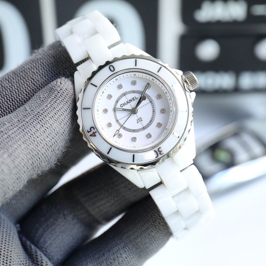 Tw Super Ceramic new product - Chanel J12 series 33mm watch! Goddess's delight, a masterpiece of the year!
"Latest Version Details"
1 ? The case size is the same as the original, with 33mm power!
2 ? Made of high-density tempered ceramic, lightweight, scr