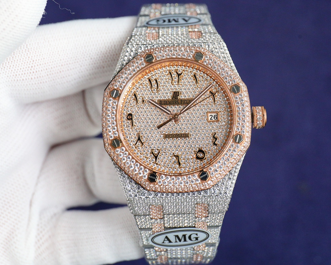 Classics come back:
AMG's ONE AMG latest remake
AP Audemars Piguet Royal Oak 15400 Starry Sky Luxury Inhumane Real Thing Super shiny for everyone to experience the luxury of Starry sky.

AMG has gone through a lot of craftsmanship, and it's finally done! 