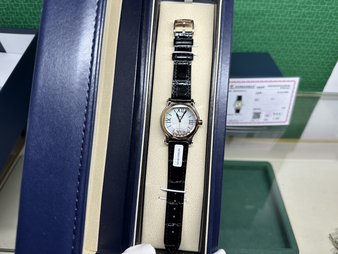 Exclusive offer: 18k gold-plated Chopin Happy Diamonds!! Not only that [blessing][blessing] order and get an original steel band as a random gift!! Card by card GTC connected to the Internet for checking!! The original cowhide crocodile pattern strap is p