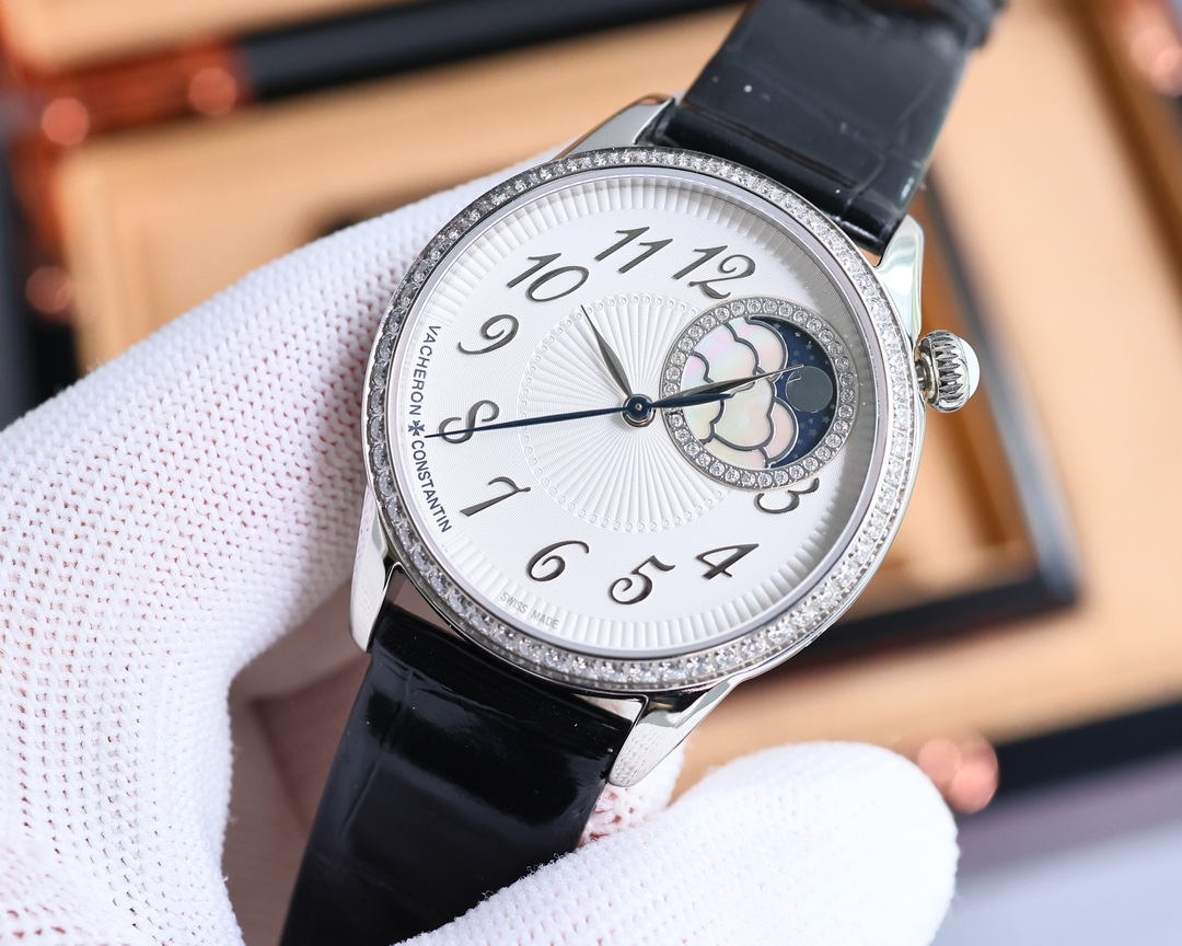 White 1700 rose 1750. V2 upgraded version ?? Vacheron Constantin Egerie collection New addition! Settle the elegance of time, flow the beauty of day and night. The ultra-thin mechanical women's watch continues the style of the collection! The new milky di