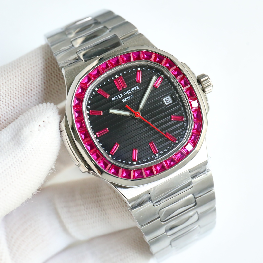 TW products are all for 1650
PP Patek Philippe Nautilus collection ???NK1 JEWELS, colors COMPLETE, COLORS SUPREME and NOBLE T square diamond-encrusted bezel steel band - Patek Philippe Nautilus 5711 Diamond-Encrusted limited Edition collection
From TW, fo