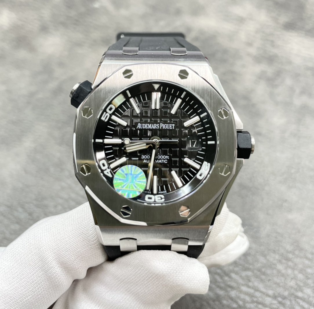 Audemars Piguet 15703 [Exclusive counter version AP Audemars Piguet Oak Offshore Chronograph Series] Model 15703ST.OO.A002CA.01 Audemars Piguet Popular model in the watch world Timeless Automatic winding movement size 42mm Anti-reflective sapphire crystal