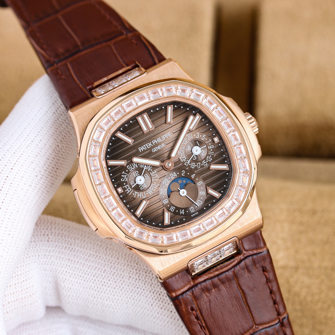 - White diamond 1700 gold 1750
Patek Philippe 5740/1G-001- The super-complex multi-functional Nautilus makes its debut, the first Nautilus complex watch ever launched, a casual sports watch crafted with super-complex craftsmanship.
1 ? Small size, big pow