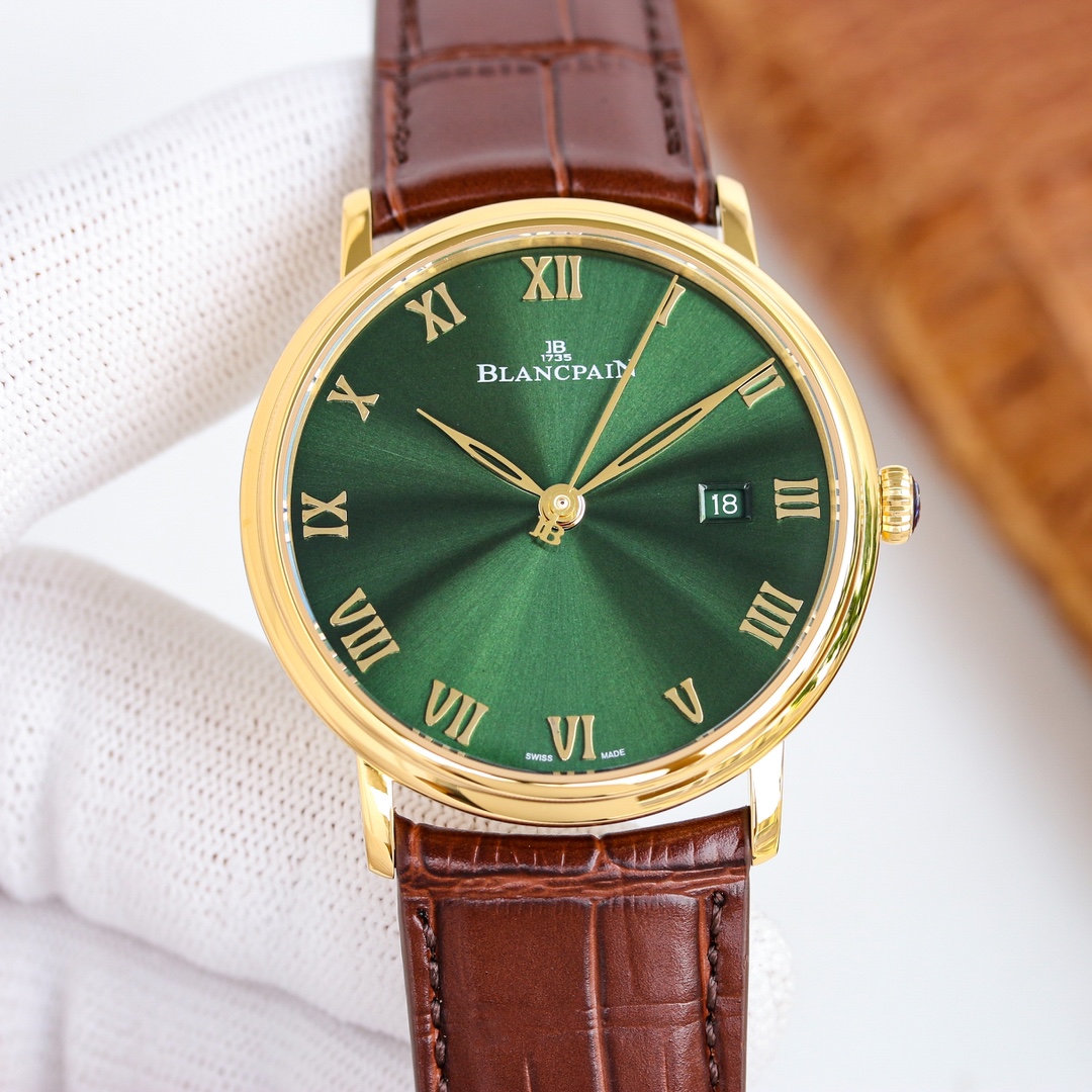 From TW White shell 1100, gold +50
Blancpain Classic collection
Enamel dial, willow-leaf hands, Roman hour markers, simple and bright! Like a gentleman on the wrist, classic and extraordinary ???ZF4 details as follows:
1 ? [Case] 40MM in diameter, 9.5MM i