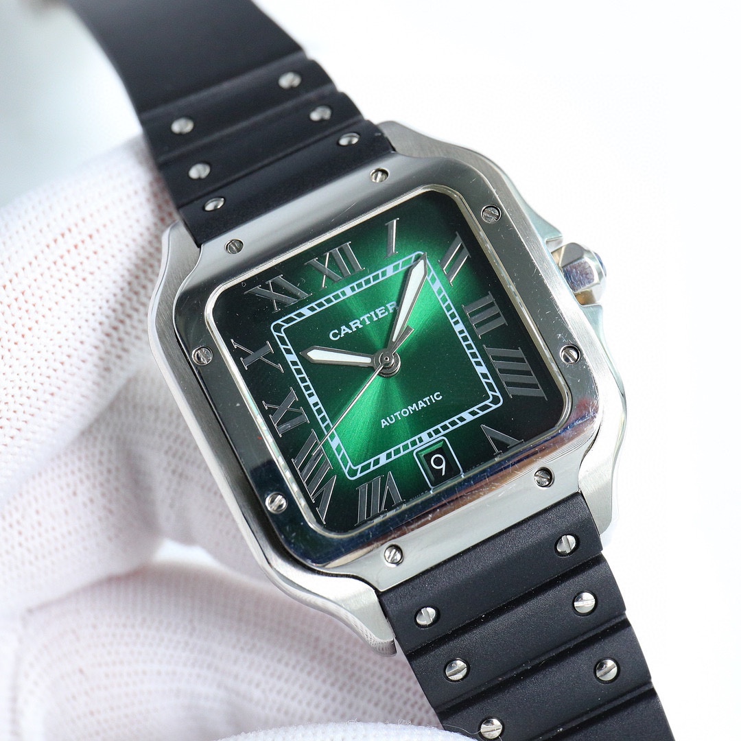 THB 2824 1550 9015 1600
New THB Santos series tape model [Original mold latest CARTIER Santos ???AF1
1 ? [Case] Genuine mold, with the best imported 316L case! 2 ??? Dial ?? Dial made from genuine mold!
3 ??? Hands ?? Swiss craftsmanship fired blue hands,