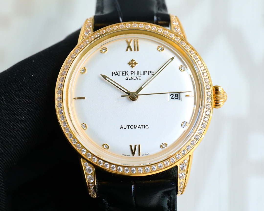White 1200. Gold rose 1250
[TW 2023 's latest new new bestseller] Patek Philippe ?? the top version on the market! TW Watchmaking team spent 12 months meticulously designing, daring to be the first, breaking through multiple layers of technical bottleneck