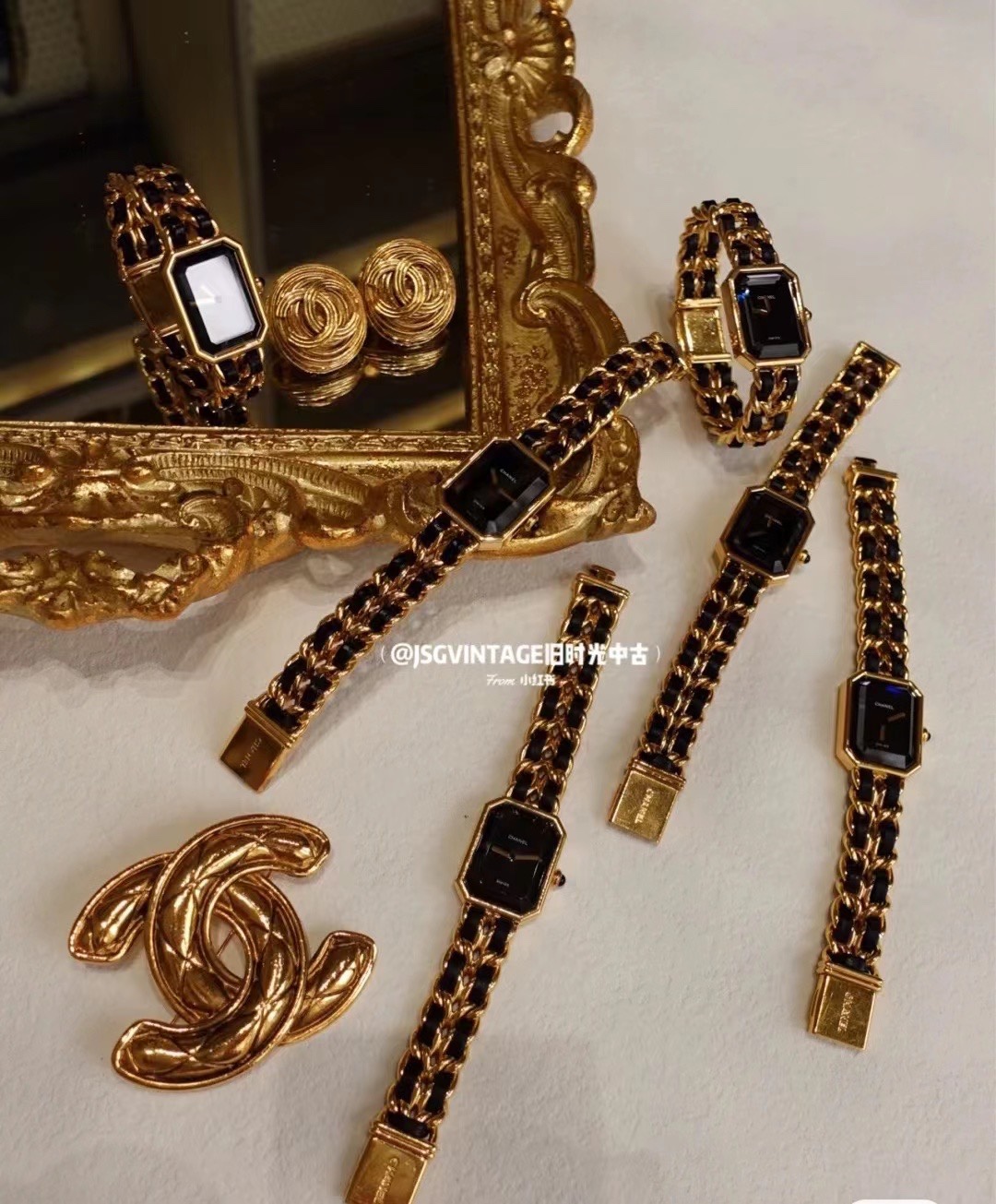 ??180. CHANEL PREMIERE ROCK collection watch, no seconds hand, no numerals, no hour markers on the dial, you feel the time as you please. A modern concerto of leather and stainless steel, the distinctive bracelet adds a touch of avant-garde fashion to var