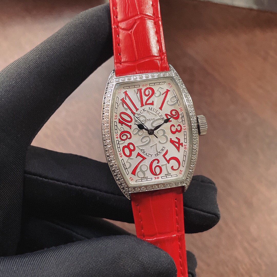 ?? 300/320
Franck Muller - cask NEW MODELS ladies watch, the same as many influencers, 316L stainless steel, imported quartz movement, with cowhine strap, hand-set craftsmanship, more elegant and luxurious features extremely matched with ??????, adding ne