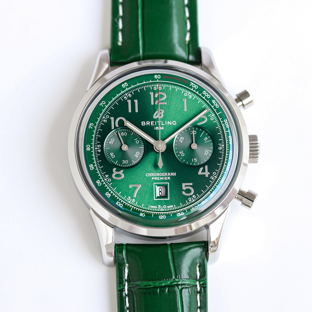 BLS produces white case 1650 and gold case 1700
BLS new Breitling ???BN5 Premier B01 Chronograph (same as Daniel Wu)
Material: 316L stainless steel
Diameter: 42mm
Thickness: 13.65 mm
Crystal: Pot lid curved crystal glass, anti-glare treatment on both side