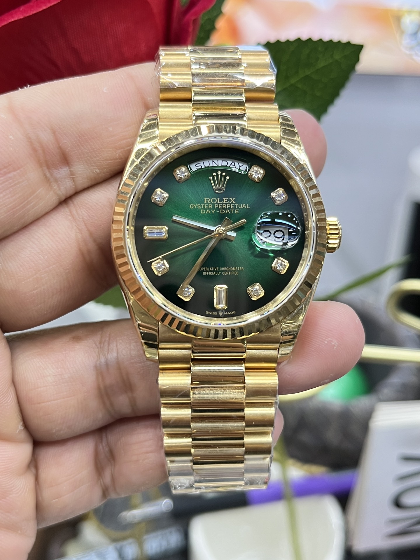 ew36 all-gold green diamond stud Log /2836