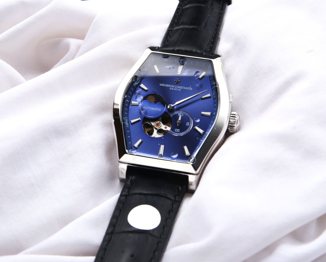 Produced by J5: White skin P: 750.
(THIS product has undergone strict water pressure TEST, water resistance up to 120 m ??)