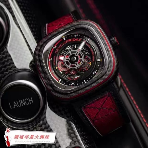P: 640.
seven Friday - P3C/04 ??
The Chinese Red Patriot watch features a combination of stainless steel and plastic, opaque black and carbon fiber moving case with a multi-layered dial design that gives a distinct and sporty look, equipped with a Japanes