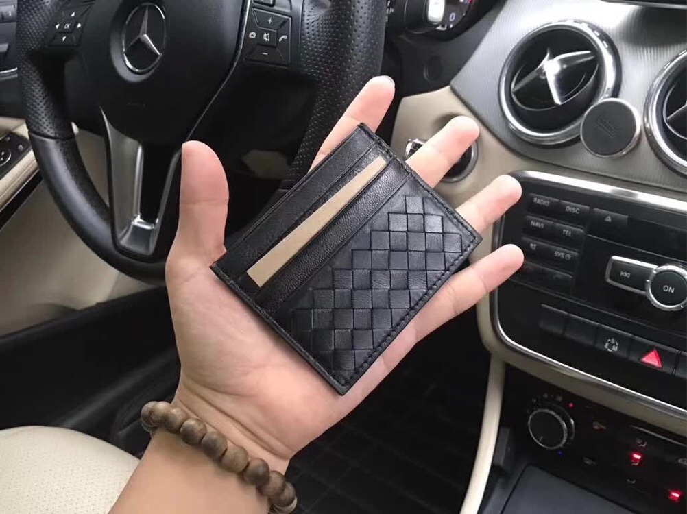 P85 [Top Single Original cowhide] [Color]BOTTEGA VENETA Exclusive New Style ? ??? Model ??BV9011 card bag ?? Size ??10.5-8.5 CM?? Color ?? Black (original quality) ?? Material ??BV Bottega purchasing new original factory Grade 1 cowhide ? ? Soft and comfo