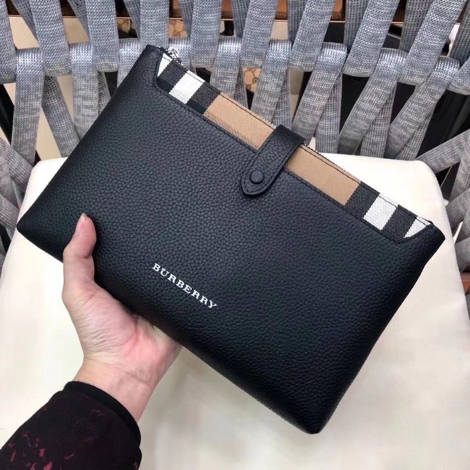 P210, ?? The latest hot style B family imported leather men's wallet practical style shipped out ? ? Top-quality original single item ? ? WE can't talk on paper, let the bad stuff speak. Styles can be copied and plagiarized, but materials and workmanship 