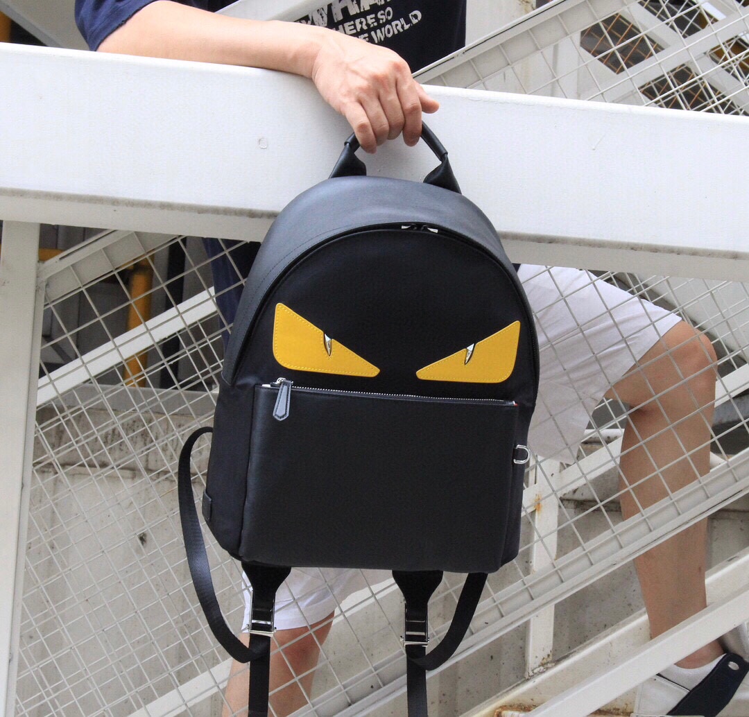 P480, [top-quality original single factory top layer cowhide] model: 0237-1 ?????? fendi counter New fabric and leather schoolbag shipment ?? FendI Little Monster Backpack ?? Original single quality ?? Every detail follow counter ?? Backpack ?? Nylon patc