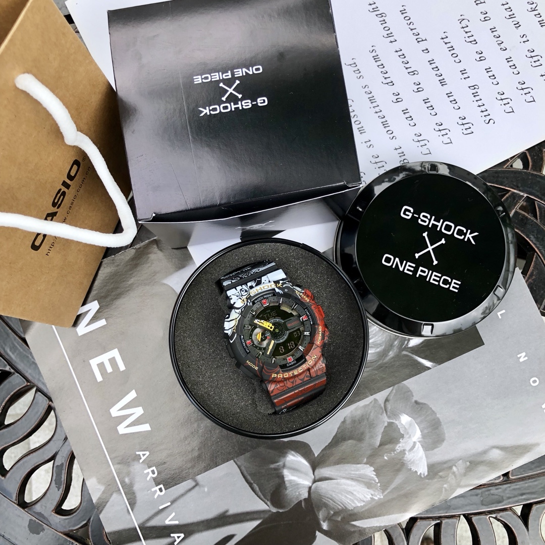 p65
One Piece! Casio ONE PIECE limited Edition watch for men G-SHOCK x ONE PIECE Luffy GA-110JOP watch in white, black and red, with Luffy opening four gears as the design theme All the details embody the theme of One Piece: shockproof and water-resistant
