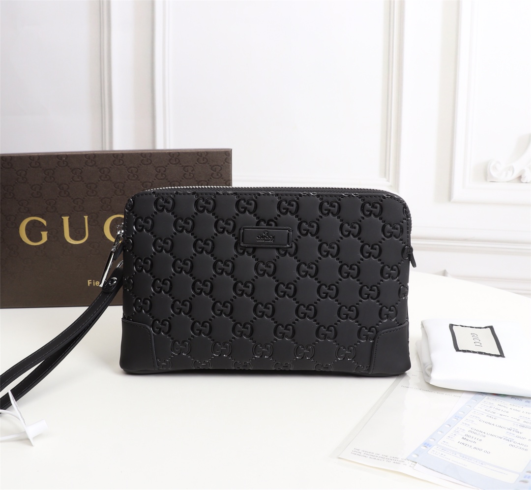 P220. New top-quality single gray market ?? No pressure ?? Made of imported original leather ? ? Imported hardware ? ? Comparable to counter goods, crafted by a team with ten years of experience, fine workmanship, welcome to counter for comparison ? ? Pic