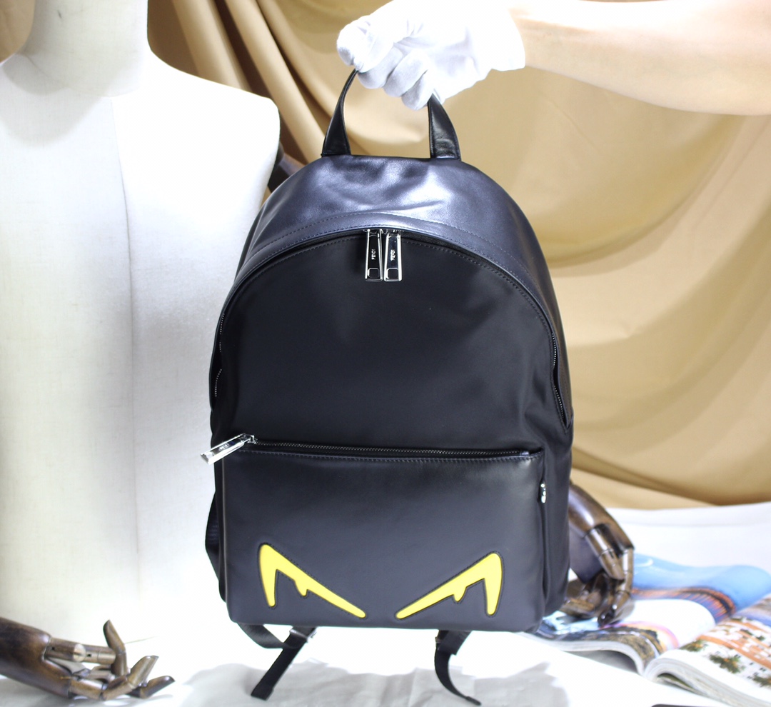 Model P380: 0234-1?????? fendi Fendi counter New fabric and leather schoolbag shipment ?? FendI Little Monster Backpack upgraded version ?? Original single quality ?? Every detail matching counter ?? Backpack ?? Nylon patchwork black leather backpack ?? E
