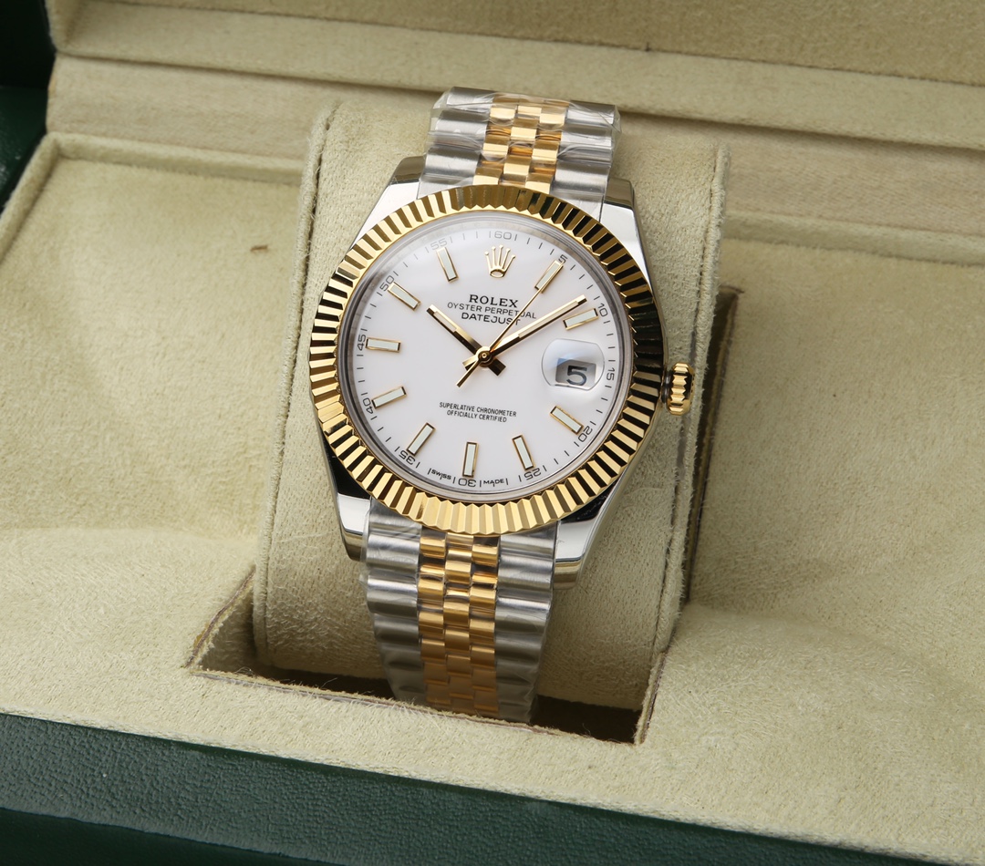 P: Intergold 1350. All-gold 1400.
Taiwan factory TW- Rolex 126333 five-bead strap, 41MM super replica of the classic Oyster Perpetual Datejust series, (perfect notched bezel: Made of special stainless steel, the industry's current exclusive technology, th