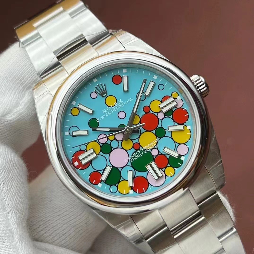 SJ 1350
ROLEX Oyster Perpetual 41 series ??CV2
?? Custom 1:1 replica 3230 integrated movement, quality stable and reliable;
?? Case: The size and thickness are the same as the original
?? Dial: High-gloss polished lettering, ?? top Swiss BGW9 luminescent,