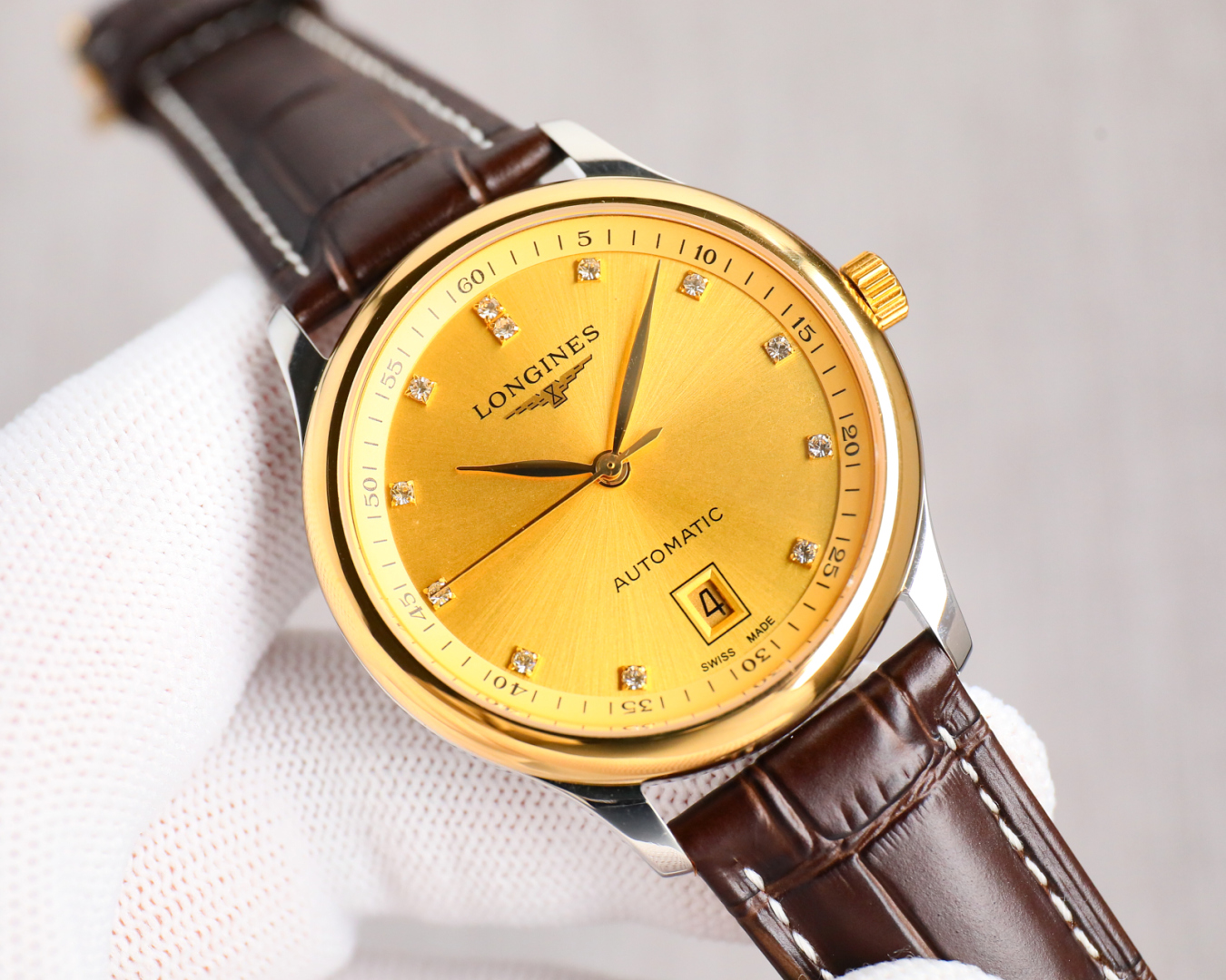 TW produced steel belt and leather belt are the same 1000
TW Factory Longines Master 6 series original mold
Order free counter double-sided cowhide switch raw ear leather strap ???KL8
Front and back sapphire glass All accessories and genuine 100% intercha