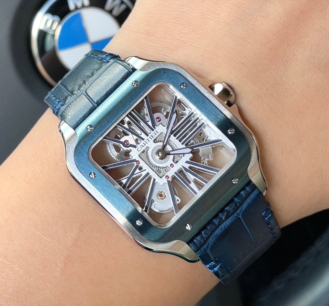 ??TW First to create the strongest 1:1 top replica ?? Cartier Santos skeleton collection
The parameters are in sync with the original
Diameter: 39.8mm Movement: Swiss Ronda 4S20 modified mechanical movement
Case thickness: 9.08 mm
Dial color: Skeletonized