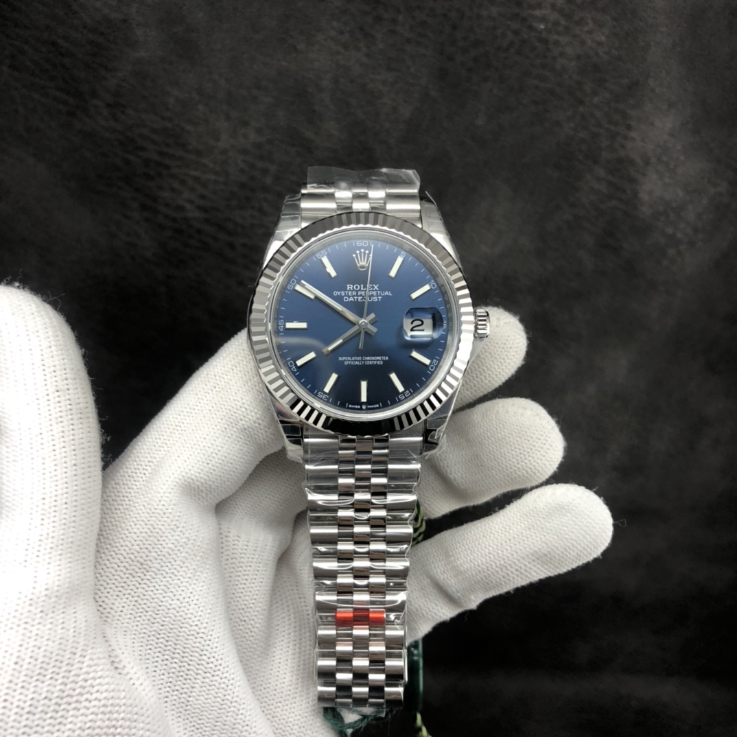 VS2020 new Datejust 41MM with VS 's new 3235 movement, ???? Only VS' s 3235 movement is the real super long battery life 72, the market 3235 movement 2824/2836 has an actual power reserve of about 38 hours, only for one night. The new VS 3235 movement has