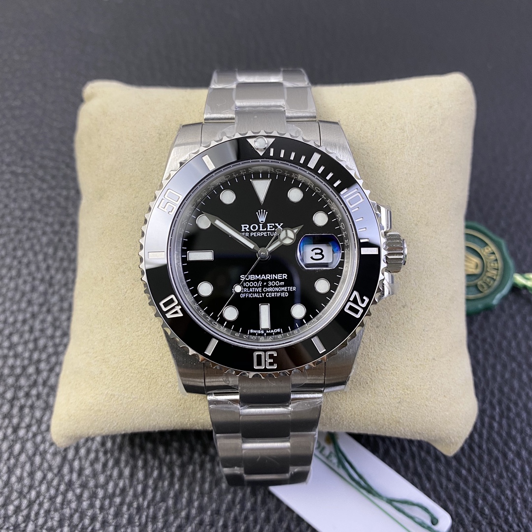 VS New 3135 version SUB, 1. Equipped with VS 'newly developed VS3135 integrated movement, completely new development, rewriting the history of poor workmanship and unstable quality of the replica 3135 movement; 2. The color of the ceramic bezel scale, mad