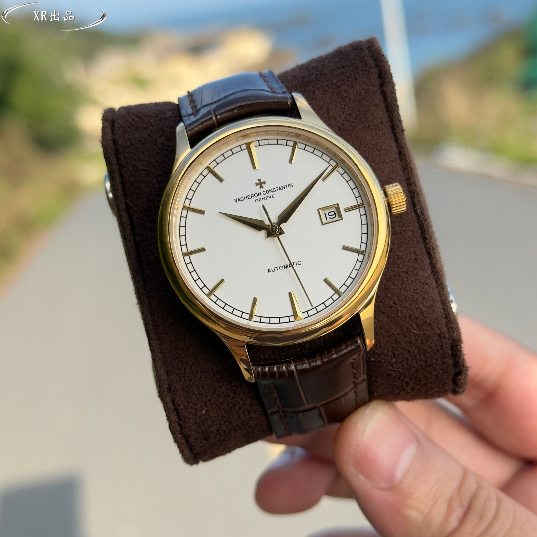From XR, Vacheron Constantin Heritage collection watches hit the market! ?? SIMPLE and elegant, perfect combination, let you feel the elegance and gentry! Movement: Equipped with original imported 9015 movement, 28,800 vibrations per hour, stable performa