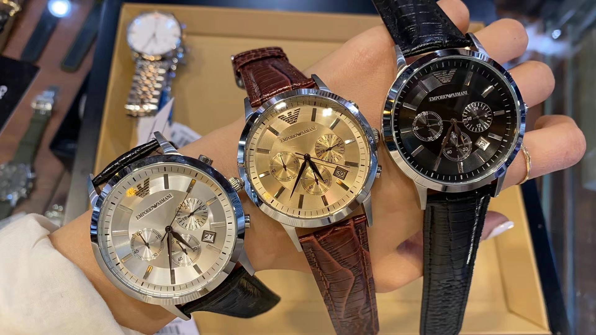 Armani original single, men quartz watch! Six hands, multi-functional chronograph, stylish and useful! [Smug]