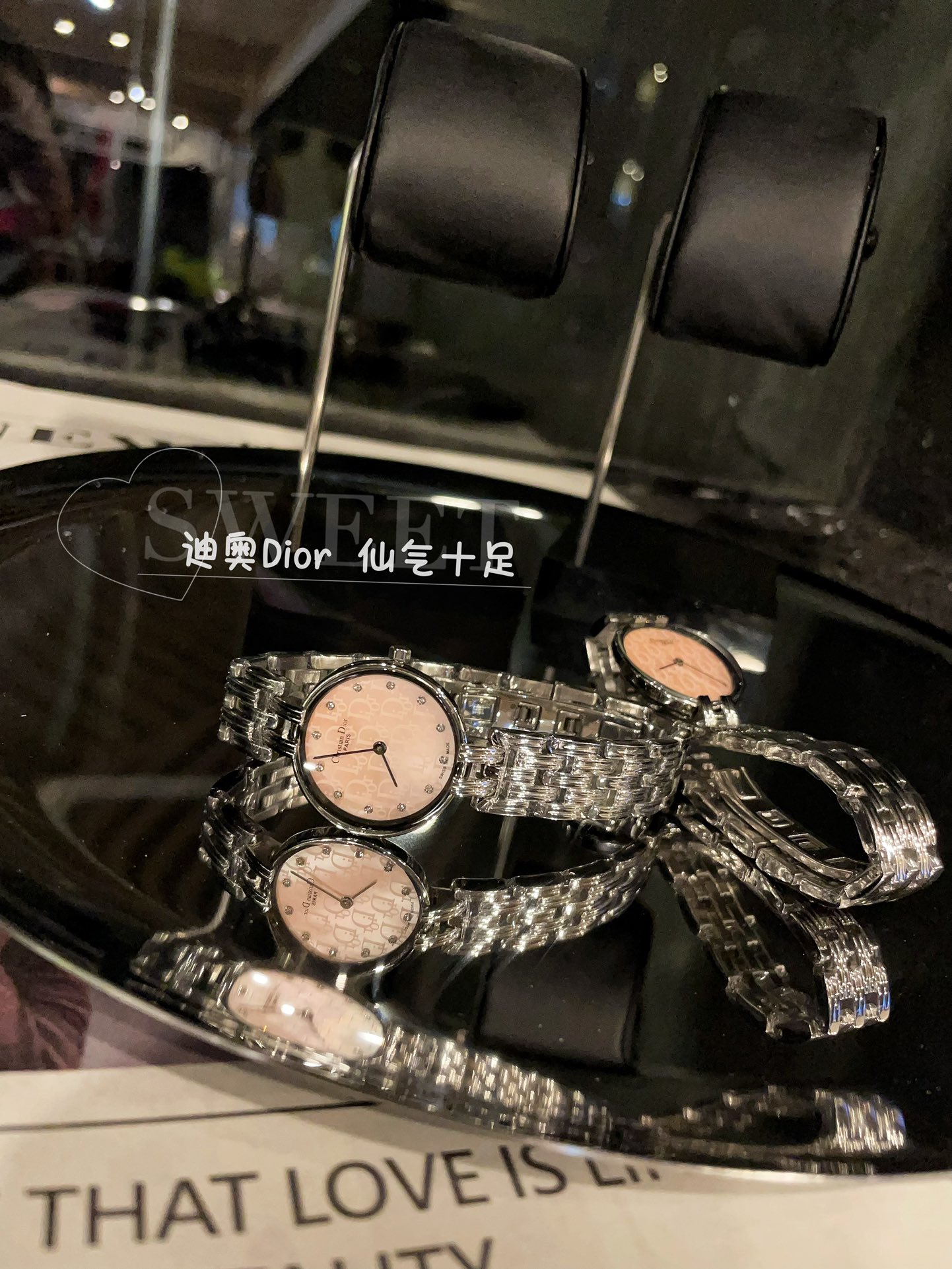 ?? Gold and white with Japanese vintage treasure watch ?? DIOR fashion icon women's watch, highly recommended on the hand ~ DIAL size 28MM not small, it's simply girls' favorite ~ Mother-pearl dial, wearing it to show off ~ Strong Chinese style. [3] ??260