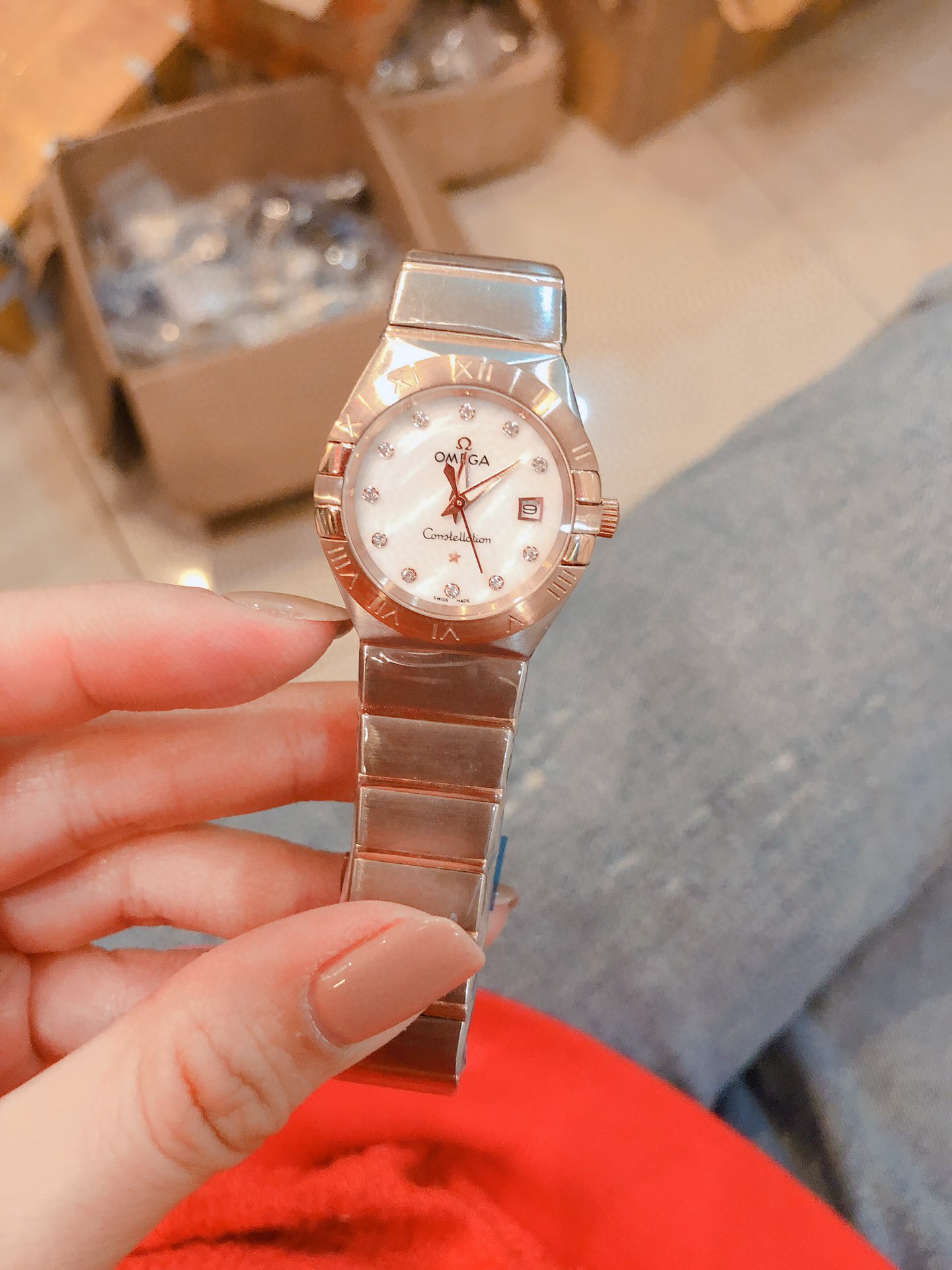 ??260 ? Constellation collection ??? Swiss quartz movement ?? steel strap. New square calendar ? Gift preferred