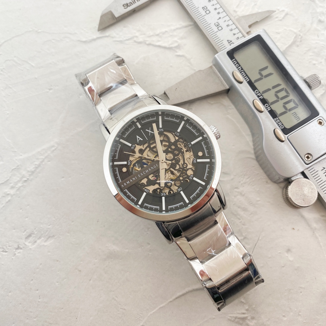 White 110 Gold/black 115?????? ARMANI? Classic retro skeletonized design with three hands ?? Noble and elegant ~ Gentleman style, high-end mineral scratch-resistant mirror glass, with stainless steel case, wear-resistant stainless steel strap, imported ca