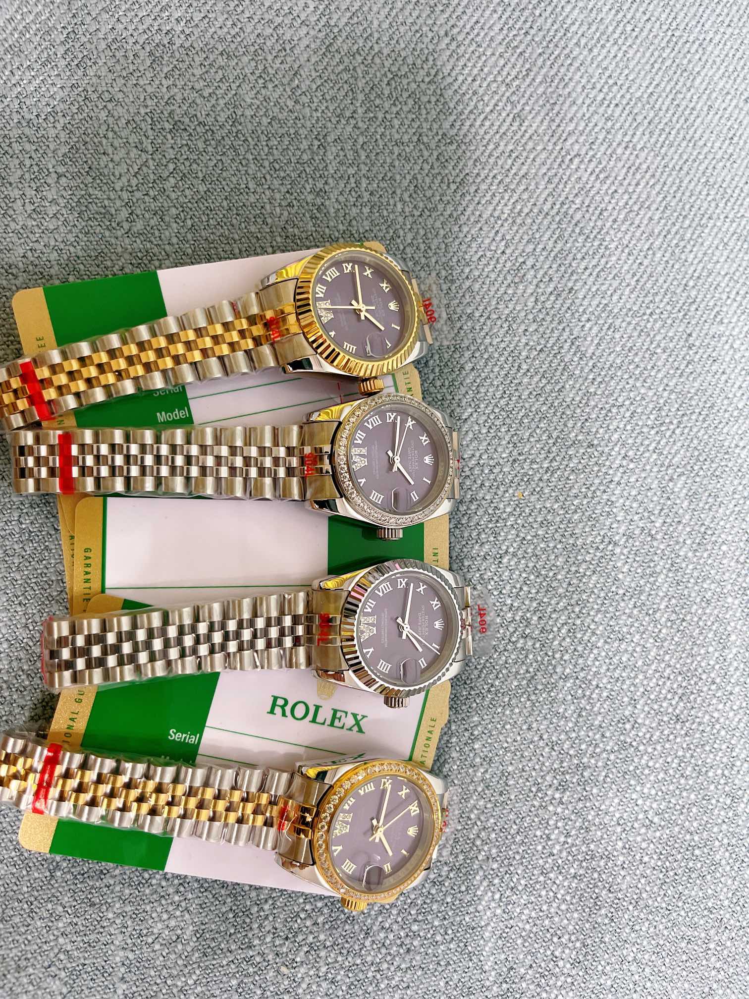White 220 Gold 240 diamond ?20
Rolex Datejust Classic Women 31- Original clasp ?? ? Little Red Book Hot recommendation Olive green dial, pink dial, the latest ??? star dial, brilliant and dazzling, the design shows the unique noble and elegant goddess-lik
